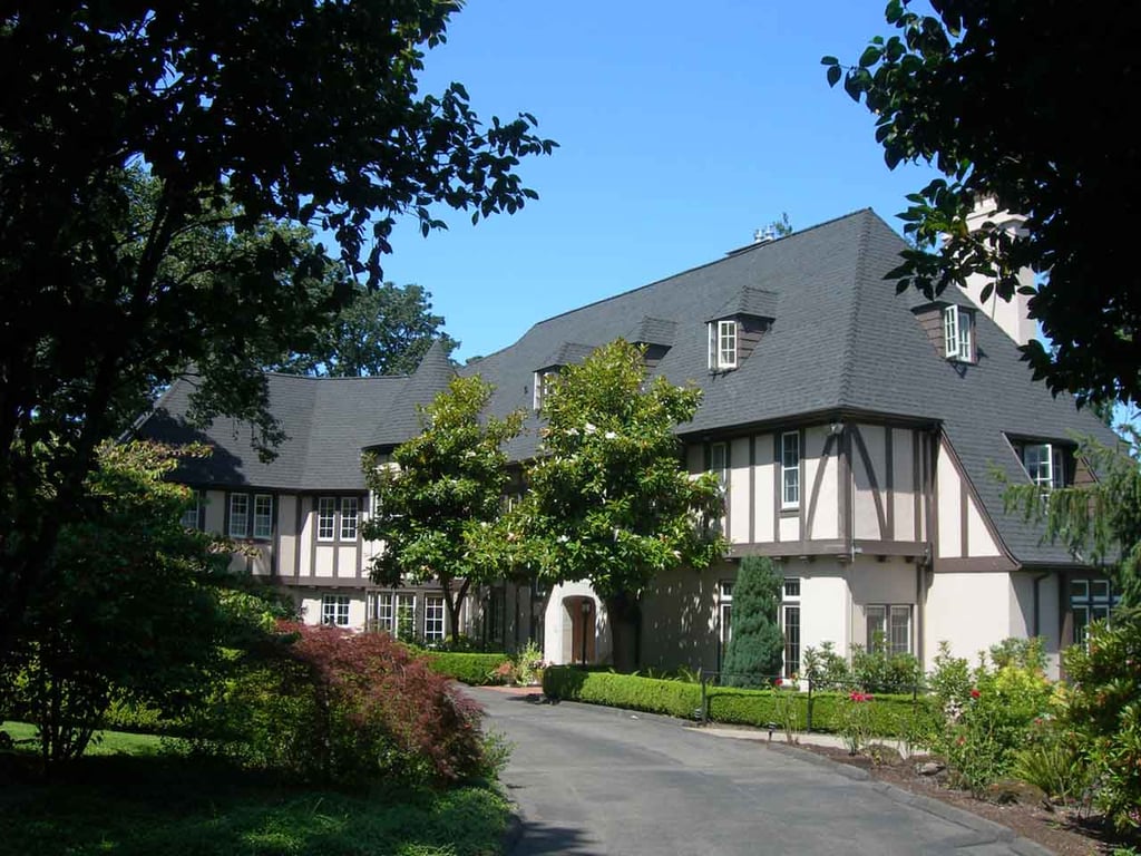 Mahonia Hall - Salem Oregon