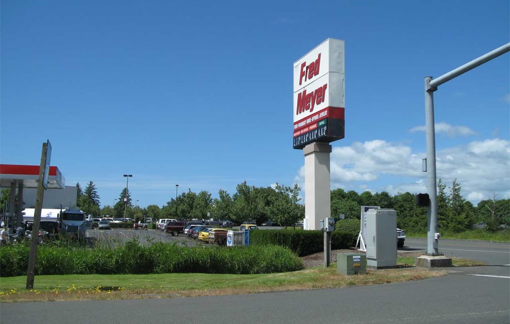 Fred Meyer - NorthWest POINT