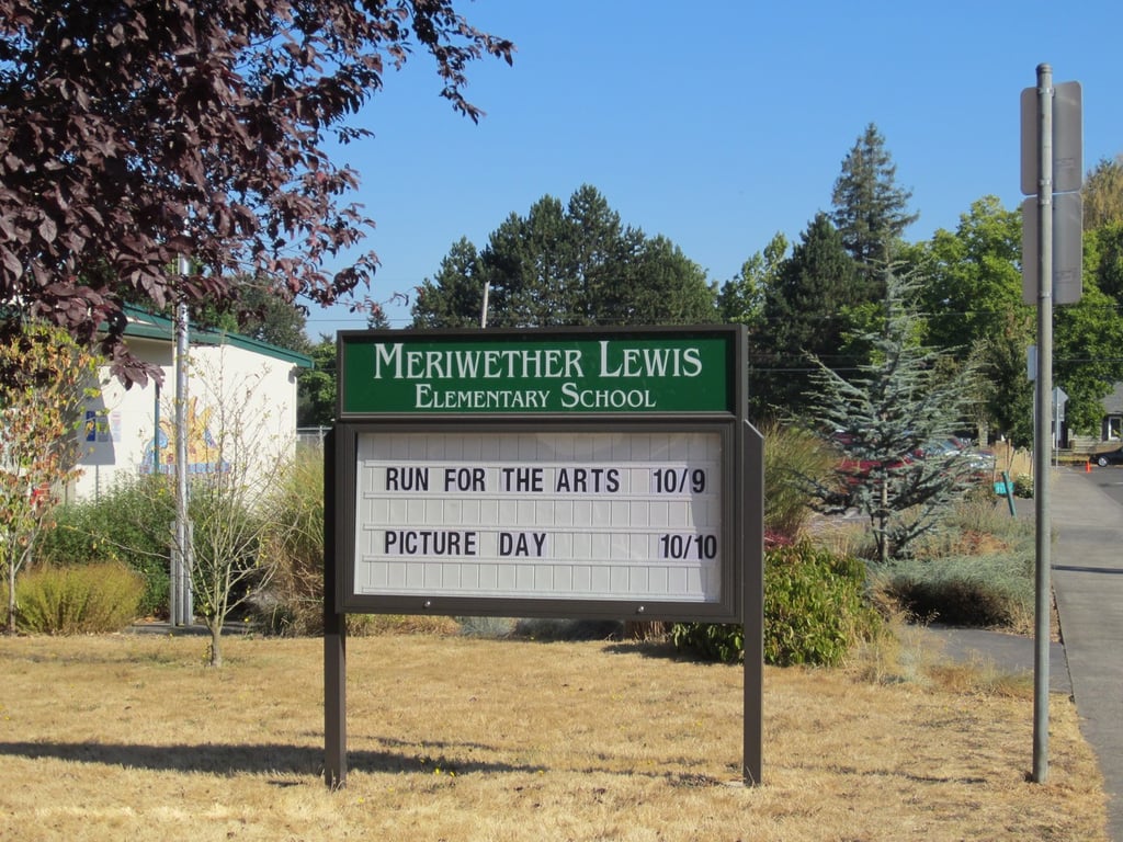 Meriwether Lewis Elementary School sign in Portland