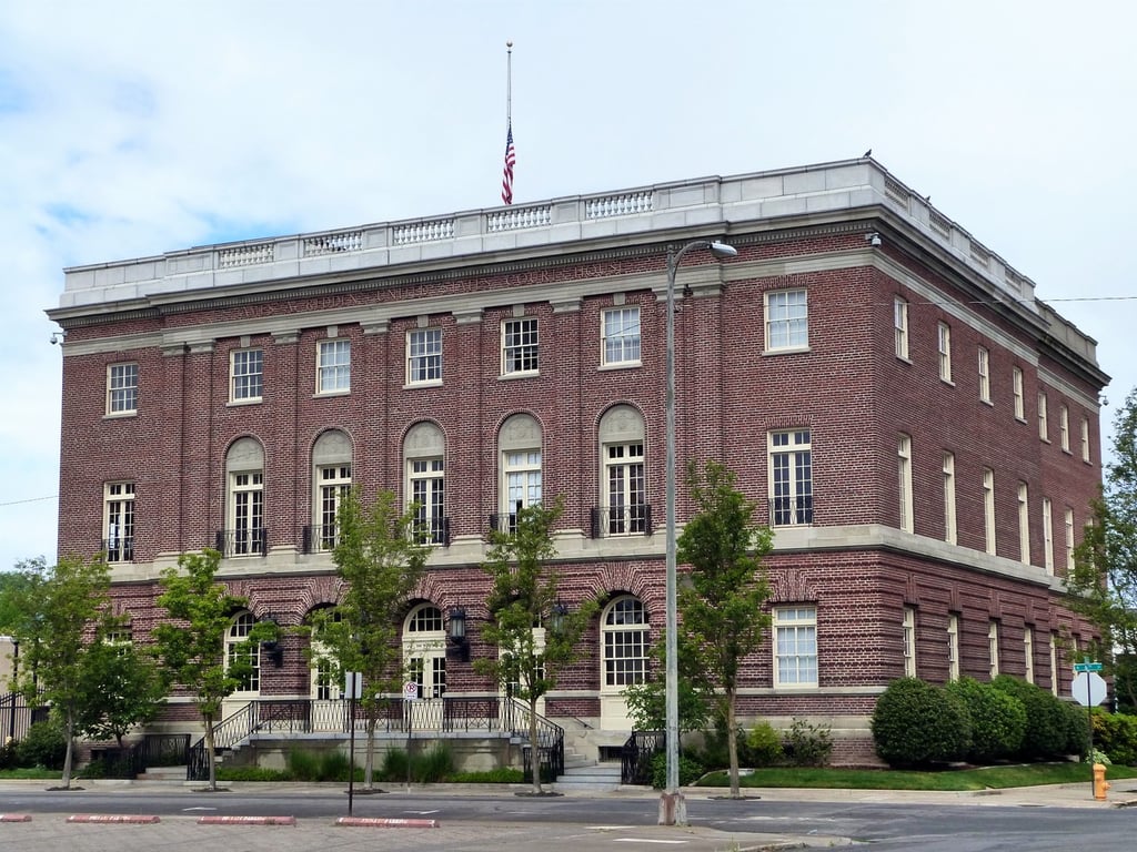 James A. Redden Federal Courthouse in Medford