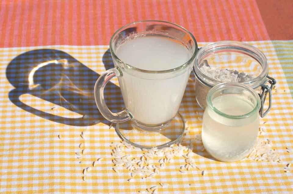 Making rice water and fermented rice broth