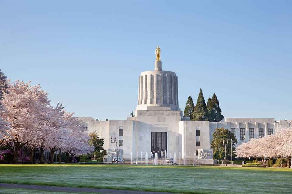 Salem Oregon State Capitol Building