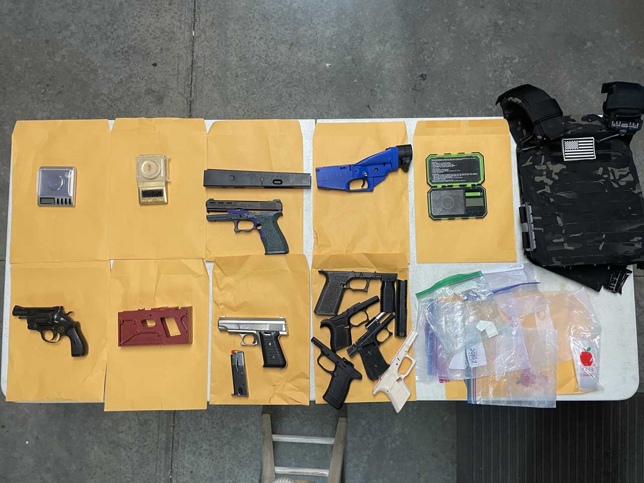 Convicted Felon on Parole Busted with 3D-Printed Ghost Guns and Drugs ...